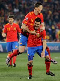 Новости футбола: Опрос Кто должен стоять у руля сборной Испании