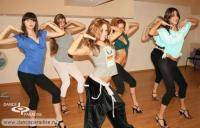 Современные танцы: Занятия в КСК неактуальная тема