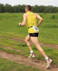 Легкая атлетика: Какую дистанцию вы бегаете и за сколько   Какое лучшее время на вашей любимой дистанции