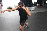 Единоборства: Хосе Альдо против Кенни Флориана на UFC 136
